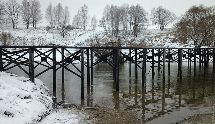Свайные мосты: надежное решение для преодоления водных преград в Луге от 57289 руб