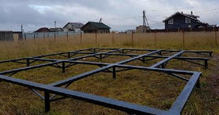 Купить металлические сваи для фундамента в Луга с установкой под ключ цена от 1875 руб