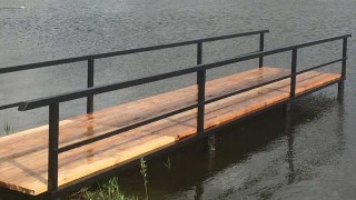 Пирс на винтовых сваях Луга цена от 62497 руб.